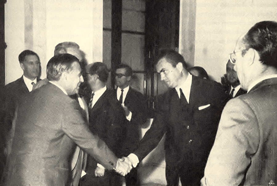 Clicar para ampliar.