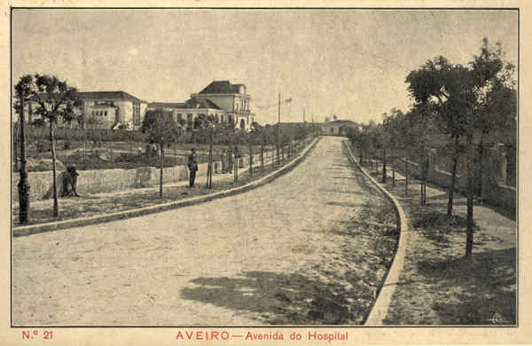 N.� 21 - Aveiro Avenida do Hospital - Edi��o Souto, Tip. da Sociedade de Papelaria, L. Porto - SD - Dimens�es 14,1x9 cm. - Col.  FMSarmento.