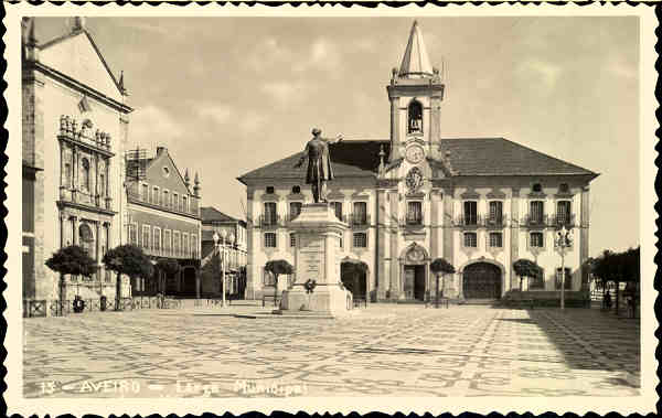 N� 15 - Aveiro. Largo Municipal - Postal fotogr�fico sem editor indicado - SD - Dim. 13,8x8,6 cm. - Col. FMSarmento.jpg