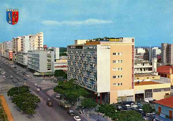 N.� 9 - Avenida dos Combatentes da Grande Guerra - Edi��o Estrela C. P. 5352 -  Luanda - S/D - (circulado em 1971) - Dimens�es: 14,8x10,3 cm. - Col. HJCO.