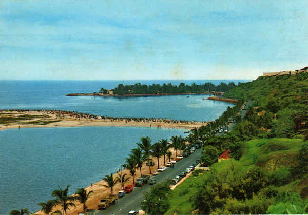 N.� 10 - LUANDA Praia do Bispo - Ed. ELMAR. Luanda - S/D - Dimens�es: 14,7x10,2 cm - Col. Jos� Manuel C. Pereira (1971).