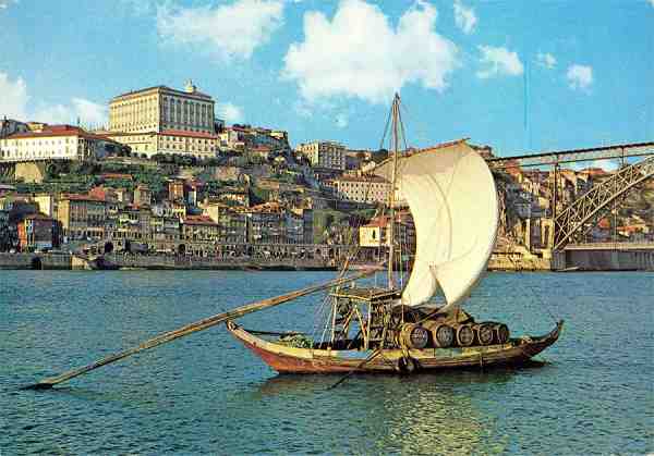 N.� 866 - PORTO-PORTUGAL: Rio Douro. Vista do Porto e barco �Rabelo� - Edi��o do Centro de Caridade N� Sr� do Perp�tuo Socorro, Porto - S/D - Dimens�es: 15x10,4 cm. - Col. F�tima B�ia.
