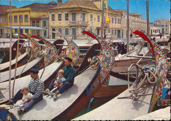 N.� 364/Pr. - AVEIRO-Barcos Moliceiros - Edi��o Portugal Tur�stico - S/D - Dimens�es: 14,7x10,3 cm. - Col. Gra�a Maia