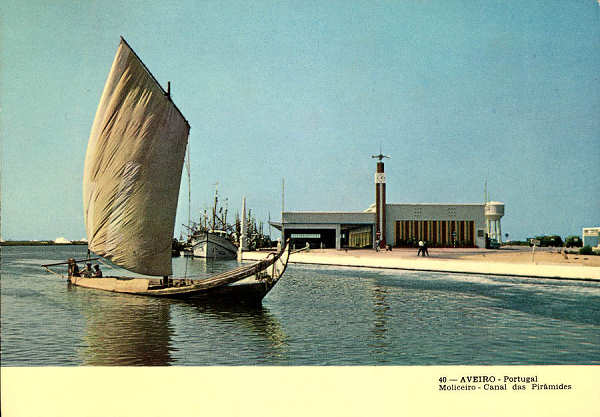 N.� 40 - AVEIRO-Portugal Canal das Pir�mides - Edi��o da Papelaria Aveinida, Aveiro - S/D - Dimens�es: 15x10,5 cm. - Col. Gra�a Maia (Circulado em 1969)