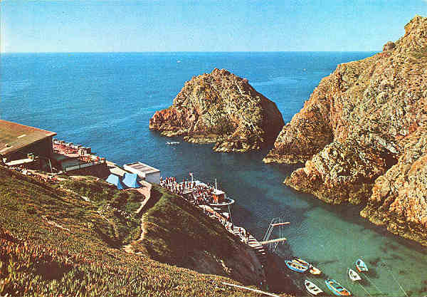 N.� 2294 - PENICHE Portugal Berlengas - Edi��o �ncora, Lisboa - S/D - Dimens�es: 14,7x10,2 cm. - Col. Gra�a Maia.