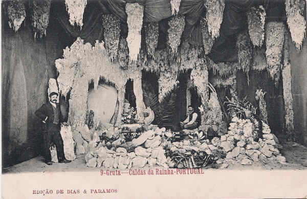 N.� 9 - Portugal-Caldas da Rainha Gruta - Editor Dias & Paramos (Editado em 1905) - Dimens�es: 14x9 cm. - Col. Miguel Chaby
