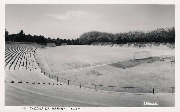 N.� 45 - Portugal Caldas da Rainha Est�dio - Editor Passaporte Loty (Editado em 1951) - Dimens�es: 9x14 cm. - Col. Miguel Chaby