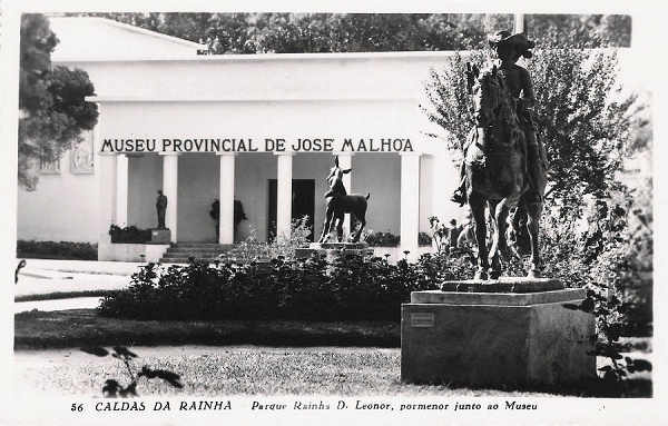 N.� 56 - Portugal Caldas da Rainha. Parque Rainha D. Leonor, pormenor junto ao Museu - Editor Passaporte Loty (Editado em 1951) - Dimens�es: 9x14 cm. - Col. Miguel Chaby
