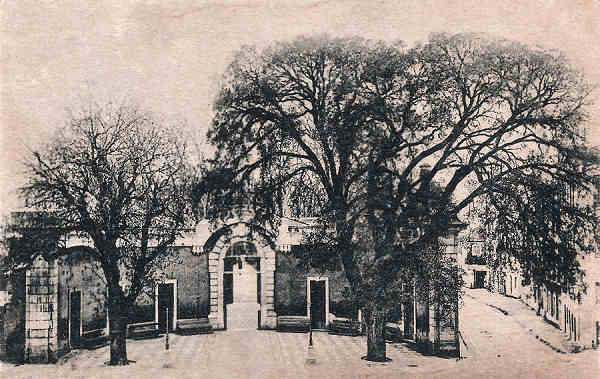 S/N - Portugal Caldas da Rainha C�u de Vidro-Entrada Principal do Parque - Editor Jos� da Silva Dias (Editado em 1912) - Dimens�es: 9x14 cm. - Col. Miguel Chaby