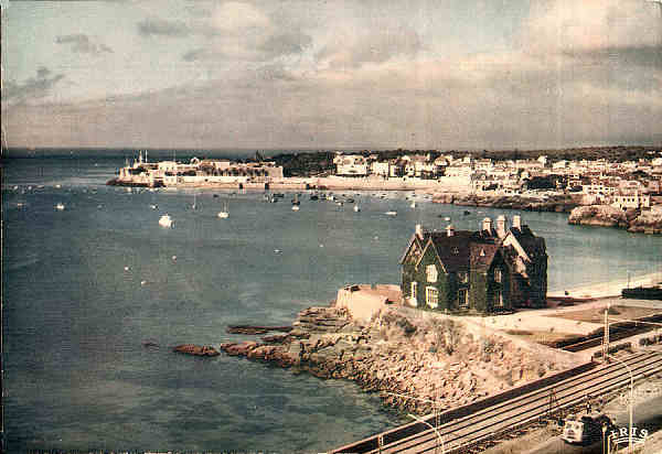 N.� 513 - COSTA DO SOL CASCAIS. A Ba�a - Editor n�o referido - S/D - Dimens�es: 15,1x10,4 cm. - Col. Gra�a Maia (Circulado em 1965).