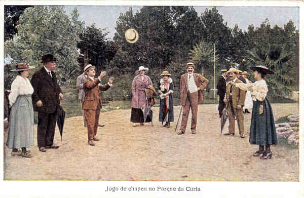 N� 12 - Jogo de chapeu no Parque da Curia - Ed. Sociedade das �guas da Curia - Dim. 14,0x9,0 cm - Col. A. Sim�es (049).