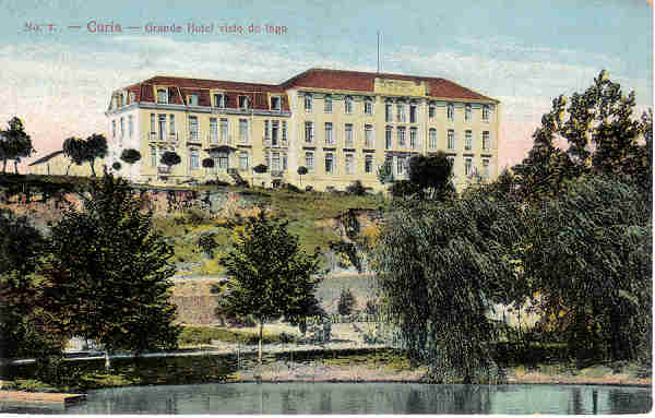 N� 07 - Curia - Grande Hotel visto do Lago - Ed Bazar Soares, Porto - Dim.13,8x8,7cm - Circ. 9-1922 - Col. A. Sim�es (151-2).