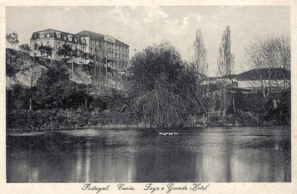 SN - Portugal. Curia. Lago e Grande Hotel - Edic.Bazar Soares - Dim.13,7x9,0 cm - Col. A. Sim�es (150).