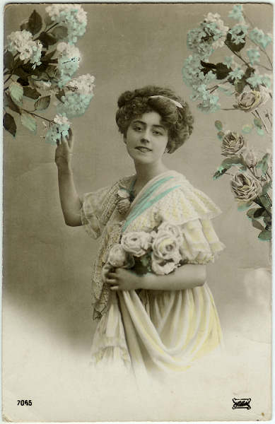 N� 7065 - SD - Circulado - Dim. 13,5x8,7 cm. - Col. M. Soares Lopes