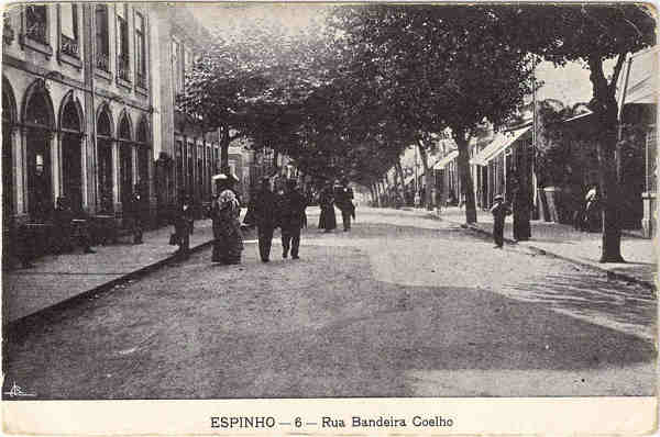 N� 6 - ESPINHO - Rua Bandeira Coelho - Edi��o da Tabacaria Rodrigues, Porto - SD - Dim. 9,3x14 cm. - Col. Jaime da Silva (Circulado em 1920).