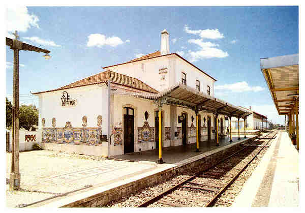 N.� 4 - ESTREMOZ Portugal Esta��oda CP - Edi��o da C�mara Municipal de Estremoz - S/D - Dimens�es: 15x10,5 cm. - Col. Manuel B�ia