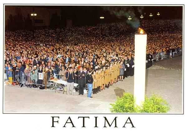 N.� 608 - F�TIMA (Portugal) Noite Prociss�o - Edi��o Miss�es Consolata, Apart. 5  2496 F�tima Codex - S/D - Dimens�es: 15x10,5 cm. - Col. Manuel B�ia.