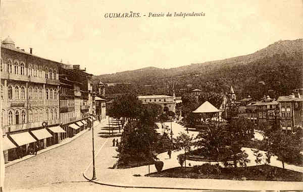 S/N - Guimar�es: Passeio da Independencia - Sem indica��o do editor - S/D - Dimens�es: 14,1x9 cm. - Col. Aur�lio Dinis Marta.