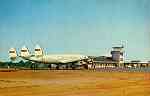 N.� 121 - Aeroporto "Craveiro Lopes" (Bissau) - Edi��o �Foto Serra�, C. P. 239 - Bissau - Dimens�es: 14x9 cm. - Col. Manuel B�ia (1965).