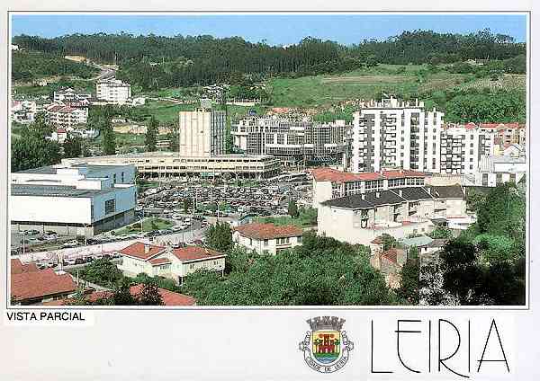 N.� 3 - LEIRIA-Portugal Vista parcial - Edi��o da Regi�o de Turismo de Leiria, Rota do Sol - S/D - Dimens�es: 15x10 cm. - Col. R. Gaspar.
