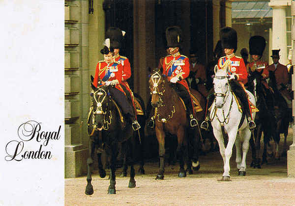 N.� A21 - LONDON - Trooping the Colour. H. M. The Queen, Prince Philip and Prince of Wales - Ed. Thomas & Benacci Ltd. LONDON - Tel.(01)4032835 Printed in Italy RIALTO - SD - Dim. 14,8x10,3 cm - Col. Manuel B�ia (1986)