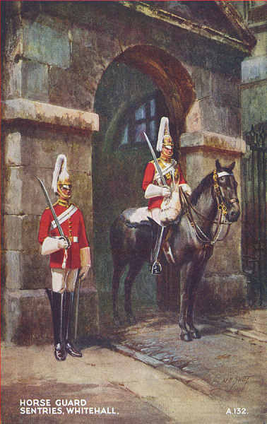 A132 - London, Horse Guard sentries - Reedi��o de Valentine & Suns em 1951 - Dim. 13,9x8,8 cm - Col. Am�lcar Monge da Silva (cerca de 1920)