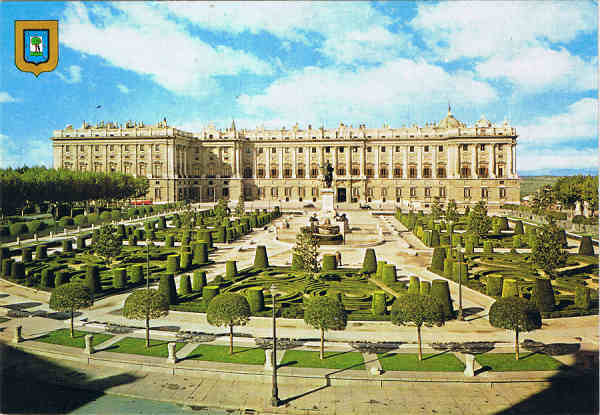 N� 7  MADRID Plaza de Oriente y Palacio Real - Ed. L. DOMINGUEZ Tel�fono 447 82 75 - MADRID ESCUDO DE ORO Ediciones FISA I.G. - Palaudarias,26 - Barcelona -Printed in Spain - SD - Dim. 14,8x10,3 cm - Col. Manuel B�ia(1984).