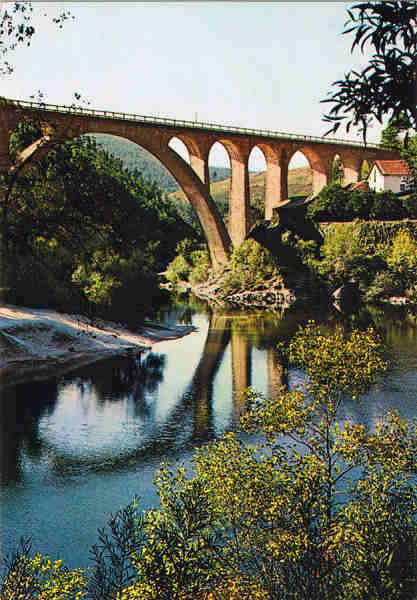 N.� 41 - S. Pedro do Sul - PORTUGAL  Ponte no Vale do Vouga - Ed. Centro de Caridade "N.� Sr.� do Perp�tuo Socorro" - PORTO - SD - Dim. 10,3x14,8 cm - Col. Manuel B�ia