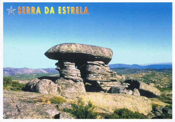 055- SEV-0020 - SERRA DA ESTRELA (PARQUE NATURAL) Beira Alta PORTUGAL Pedra abrigo de pastores - Ed. GRAFIPOST - Editores e Artes Gr�ficas,Lda - TEL. 214342080 FILIAL-LOUL� - 2006 - Dim. 15x10,5 cm - Col. F�tima B�ia (2010)