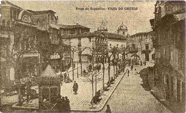 SN - Viana do Castelo - Praca da Republica -  Editor n�o indicado - SD - Dim. 14x8,6 cm - Col. M. Soares Lopes
