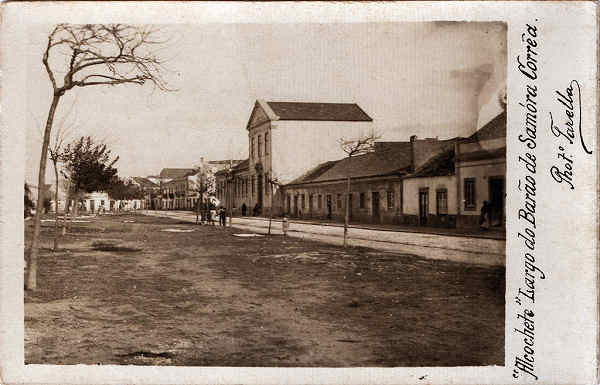 SN - "Alcochete" Largo do Bar�o de Sam�ra Corr�a - Ed n�o indicada - SD - Photo Tarella - Dim. 9x14 cm. - Col. Jaime da Silva (Circulado em 1918)