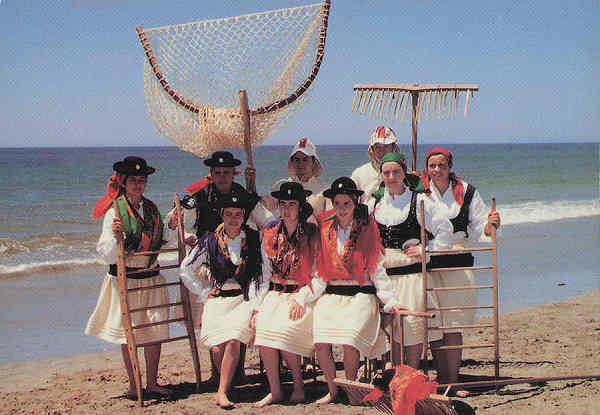 N.� 3/8 - Sargaceiros. Ap�lia, Esposende - Portugal - Ed. Grupo dos Sargaceiros da Casa do Povo de Ap�lia, 4740 Esposende - SD - Dim. 14,8x10,3 cm. - Col.�nio Semedo