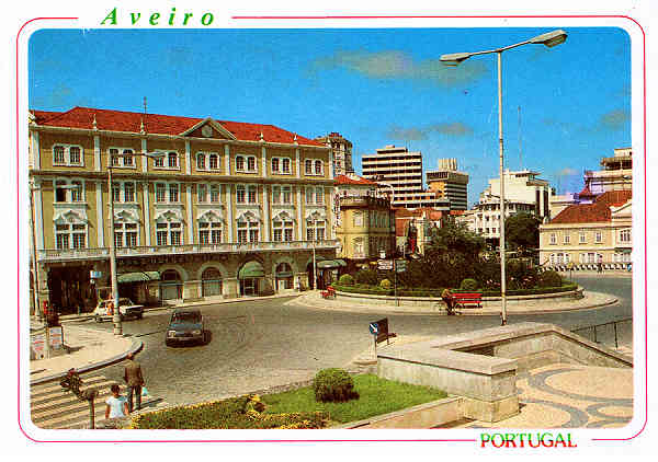 N� 15 -  AVEIRO Portugal - Centro da cidade - Edi��o �NCORA - EDI��ES ART�STICAS LISBOA - DISTRIBUIDORES BRUNO DA ROCHA - AVEIRO - S/D - Dim. 14,9x10,5 cm. - Col. F�tima B�ia.