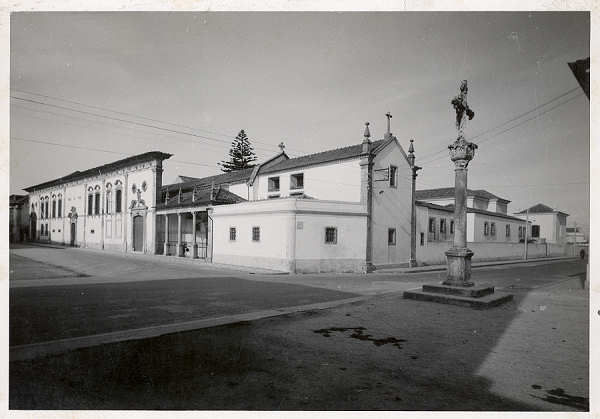 SN - Editor n�o indicado - SD - Dim. 14,3x19 cm. - Col. Enio Semedo (Circulado em 1960).