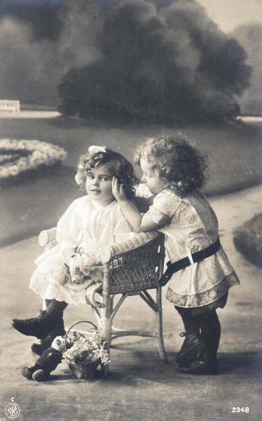 N� 2348 - Edi��o Neue Photographie Gesallschaft, Berlin - Dim. 13,6x8,4 cm - Col. Am�lcar Monge da Silva (cerca de 1910)