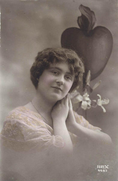 S�rie 4483 - Editor REX, Fran�a - Dim.  13,7x8,7 cm - Col. Am�lcar Monge da Silva (cerca de 1910)