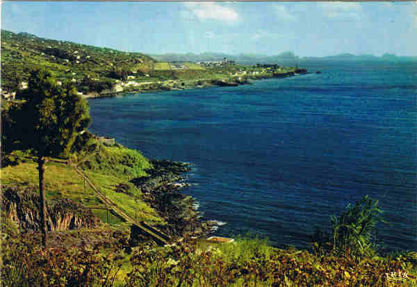 N.� MD 308 - SANTA CRUZ (Madeira)  O Aeroporto de Santa Catarina - Ed. Francisco Ribeiro, Rua Nova de S. Pedro, 27 telef. 