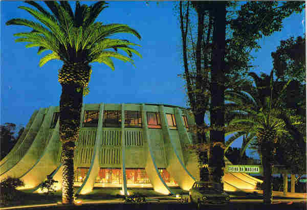 N.� MD 517 - FUNCHAL (Madeira) CASINO Arquitecto: NIEMEYER - Ed. Hans Huber KG Agente no Funchal: F. Ribeiro, Rua 