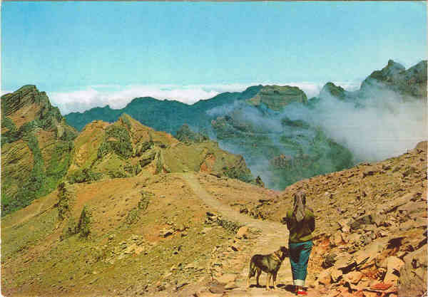 N.� 46 - MADEIRA Vareda do Pico Arieiro 1810 m. - Ed. PERESTRELLOS-PHOTOGRAPHOS Impresso da Noruega - SD - Dim. 14,8x10,3 cm - Col. Manuel e F�tima B�ia(1975.