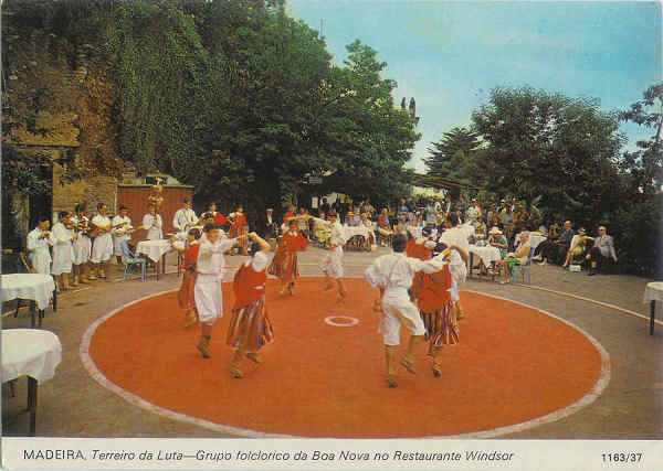 N� 1163-37 - Madeira. Terreiro de Luta. Grupo Folcl�rico - Rock Photographic Service - SD- Dim. 15x10,6 cm - Col. Jo�o Ponte.jpg