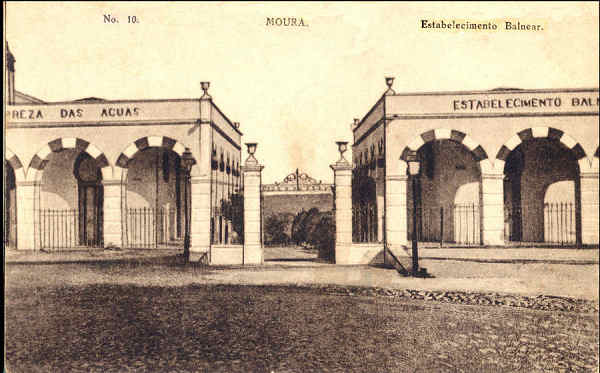N� 10 - MOURA. Estabelecimento Balnear - Edi��o Andr� dos Santos Concei��o, Moura (1920) - Dim. 13,6x8,6 cm - Col. A. Monge da Silva