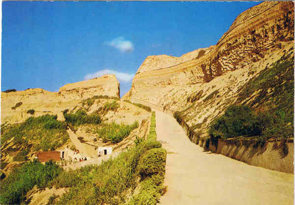 N� 229 - PORTO SANTO - Fonte da Areia - Ed. BERNARDINO V.G. CARV�O APARTAMENTOS PIORNAIS-BLOCO 9-3.�A - FUNCHAL - LITO OF. ARTISTAS REUNIDOS-PORTO - SD - Dim. 15x10,5 cm - Col. Manuel B�ia (1988).