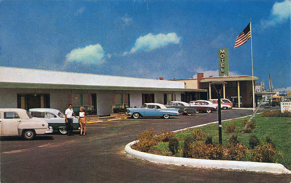 N� PE - 209 - Hotel Merrimac - Editor Hotel Merrimac - Dim. 14x8,9 cm -N� PE - 209 - Hotel Merrimac - Editor Hotel Merrimac - Dim. 14x8,9 cm - Col. Am�lcar Monge da Silva (cerca de 1970)