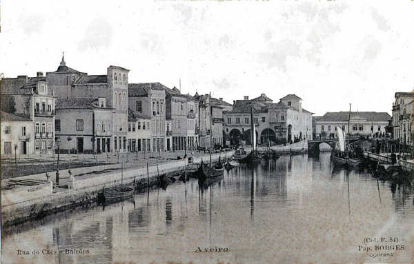 N� 54 - Aveiro - Rua do Caes e Balc�es - Edi��o Papelaria Borges, Coimbra - Dim. 139x89 mm - Col. A. Monge da Silva (cerca de 1910)