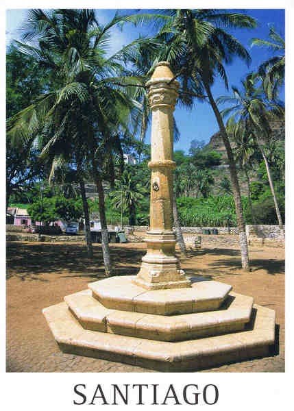 CV 01 - CIDADE DE VELHA - Ed. SANTO ANT�O TRAVEL - PA�L C.P.22 - SANTO ANT�O Tel. (00238) 231421 - Fax 231422 - CABO VERDE - R. MEYER - SD - Dim. 10,5x14,8cm - Col. Manuel B�ia (2011)