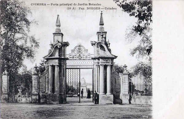 N� 10A - Porta principal do Jardim Botanico - Pap. Borges, Coimbra - Dim. 138x90 mm - Col. A. Monge da Silva (cerca de 1905)
