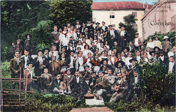 Col. C, 38 - Um grupo de dan�as populares - Pap. Borges, Coimbra - Dim. 137x88 mm - Col. A. Monge da Silva (cerca de 1905)