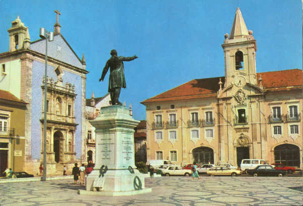 S�rie 81/N.� 4 - AVEIRO (Portugal). Pra�a da Rep�blica - Ed. Comiss�o Municipal de Turismo de Aveiro - SD - Dim. 148x111 mm - Col. �nio Semedo