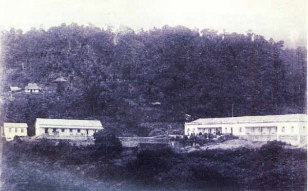 SN - Timor - Hospital Dr. Carvalho (Lahane-Dili) - Edi��o da Miss�o - SD - Dim. ??x?? cm - Col. Monge da Silva (Cerca de 1927)