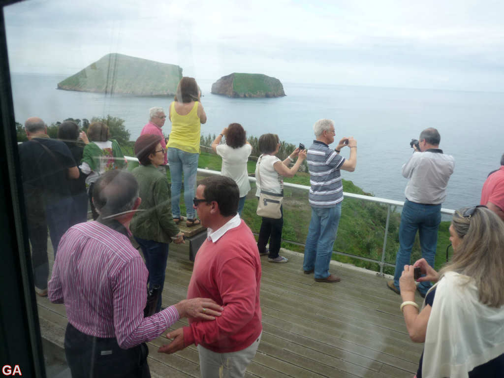 Clicar para ampliar.